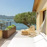 Casa Santini X Roc Seven 4*