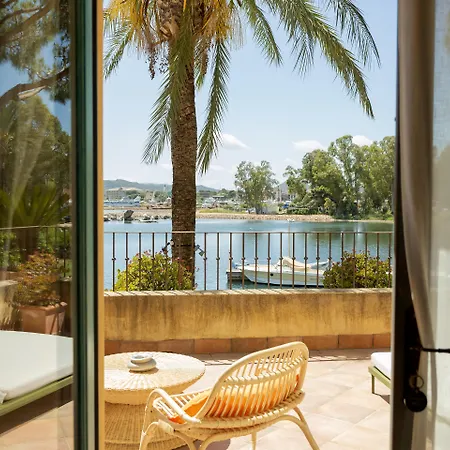 Casa Santini X Roc Seven Otel