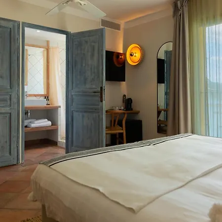 Otel Casa Santini X Roc Seven Porto-Vecchio (Corsica)