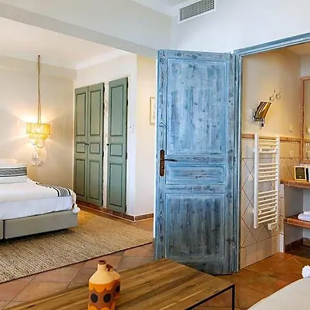 Casa Santini X Roc Seven Готель 4*