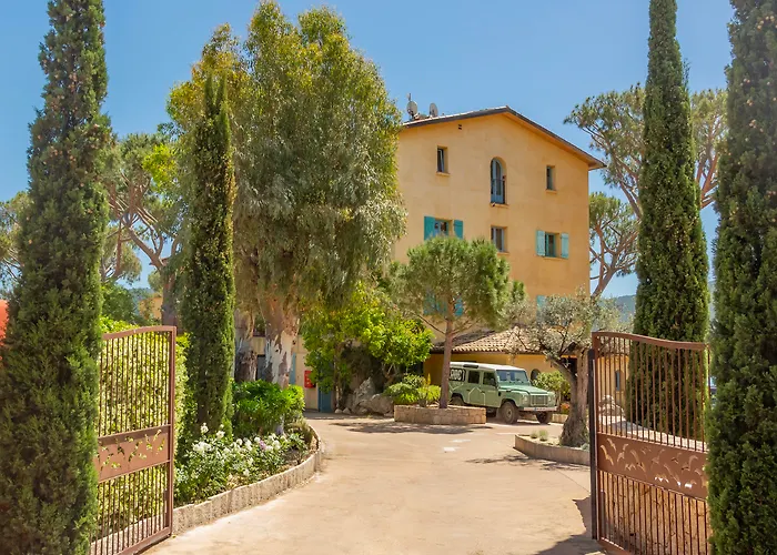 Casa Santini X Roc Seven Hotel 4*